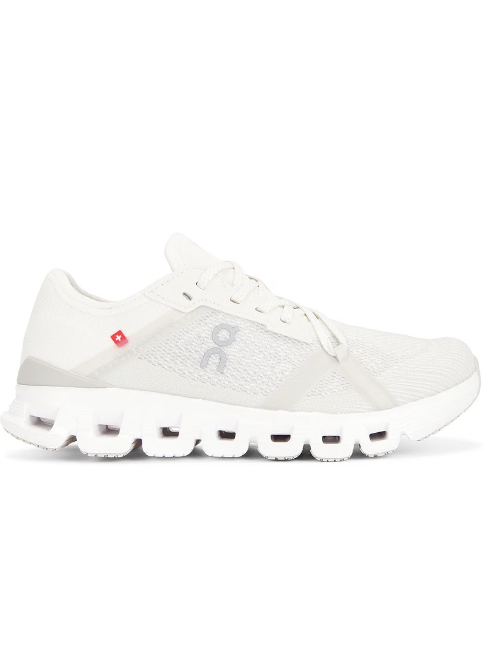 ON Cloud X 4 AD training trainers in white